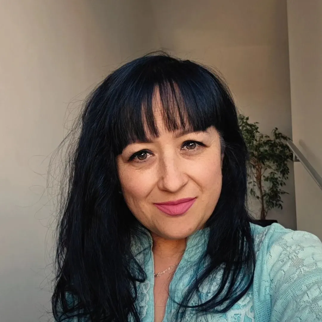 Specializat în undefined - Simona Loga